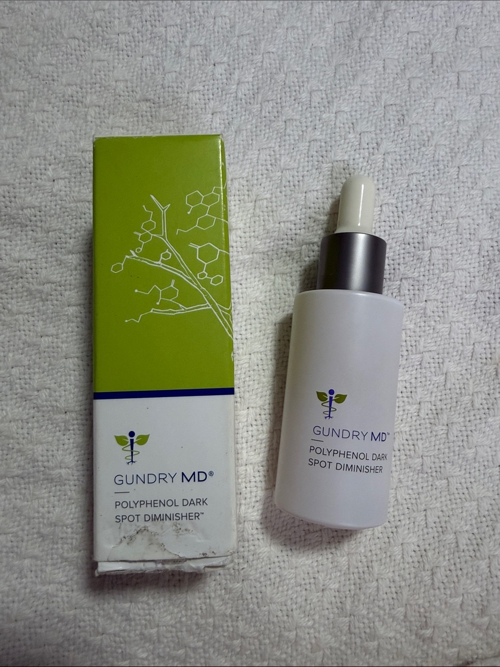 Polyphenol Dark Spot Diminisher - White